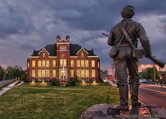 The Federal Pointe Inn Gettysburg, Ascend Hotel Collection Exterior photo